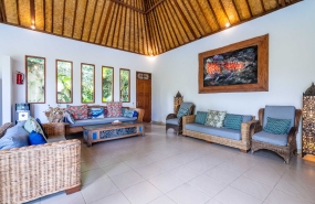 10.-Villa-Indah