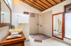 11.-Villa-Palm-Kuning