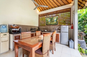 6.-Villa-Palm-Kuning